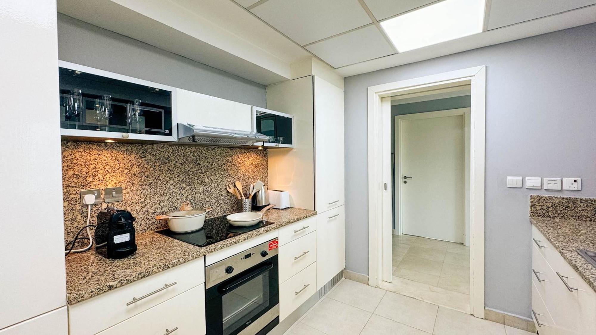 Jbr Marvel: 2br Marina Oasis - Prime Location! *