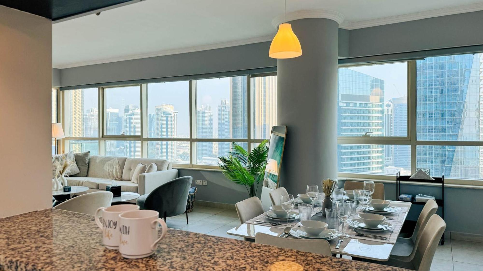 Jbr Marvel: 2br Marina Oasis - Prime Location!