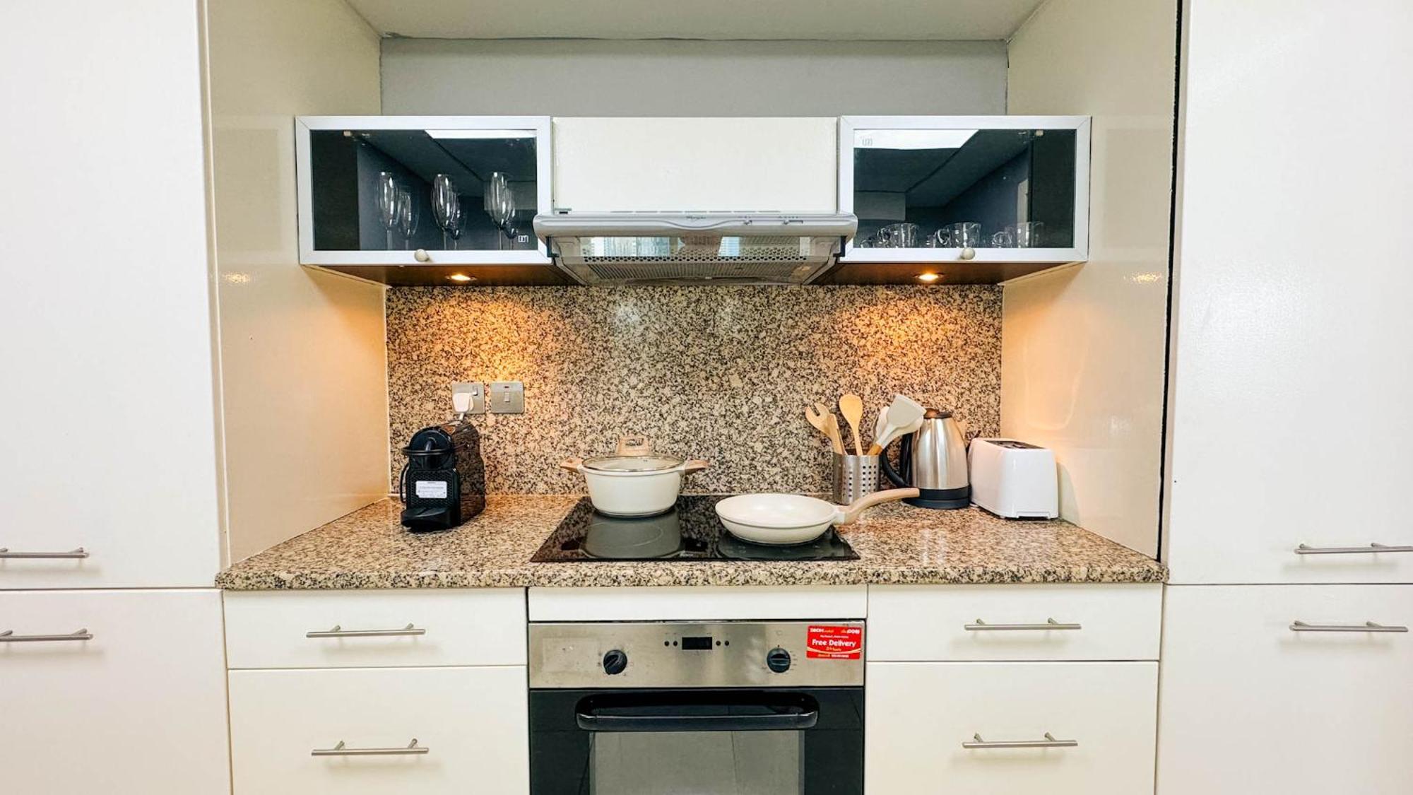 Apartment Jbr Marvel: 2br Marina Oasis - Prime Location! Dubai