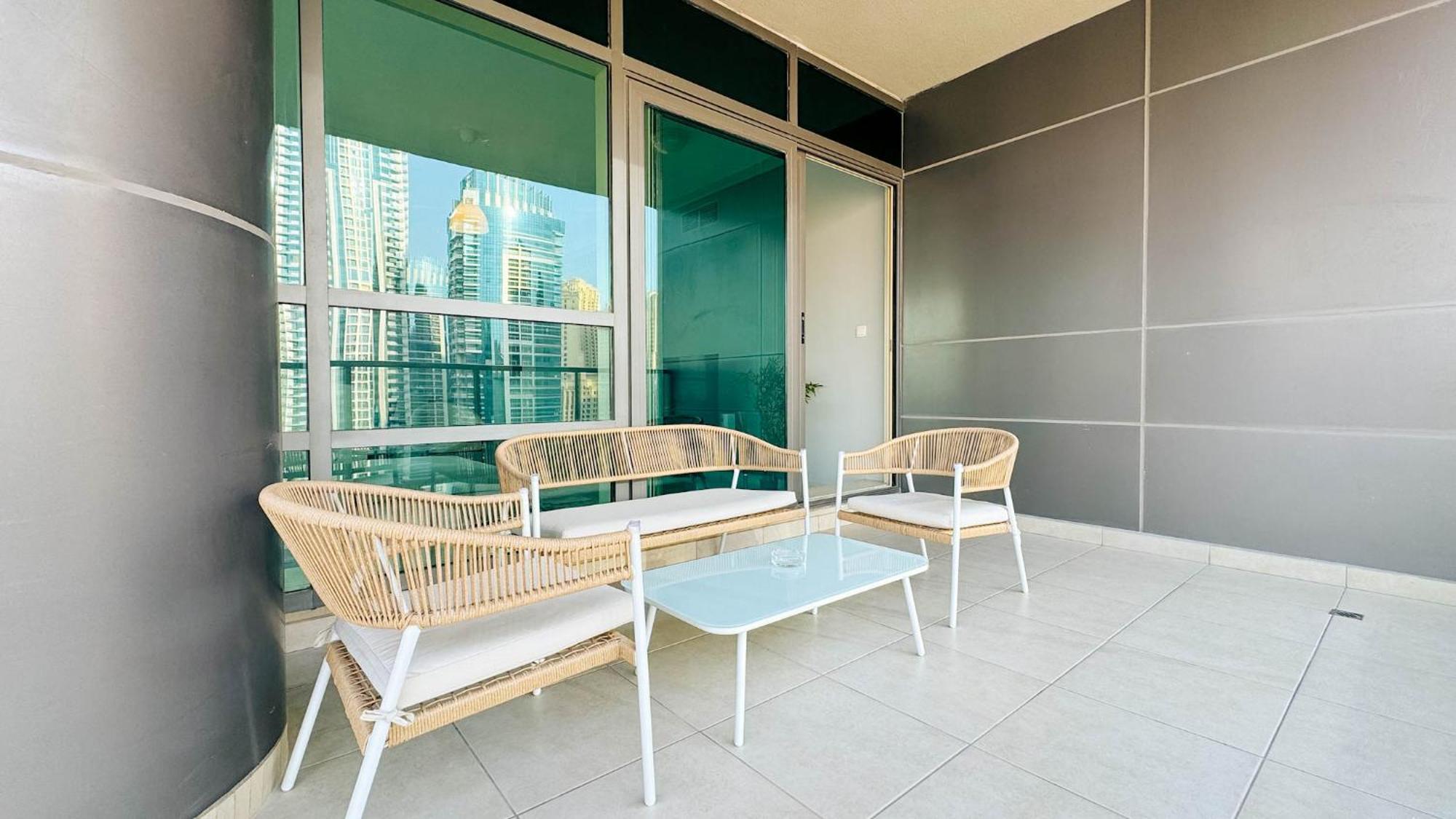 Jbr Marvel: 2br Marina Oasis - Prime Location!